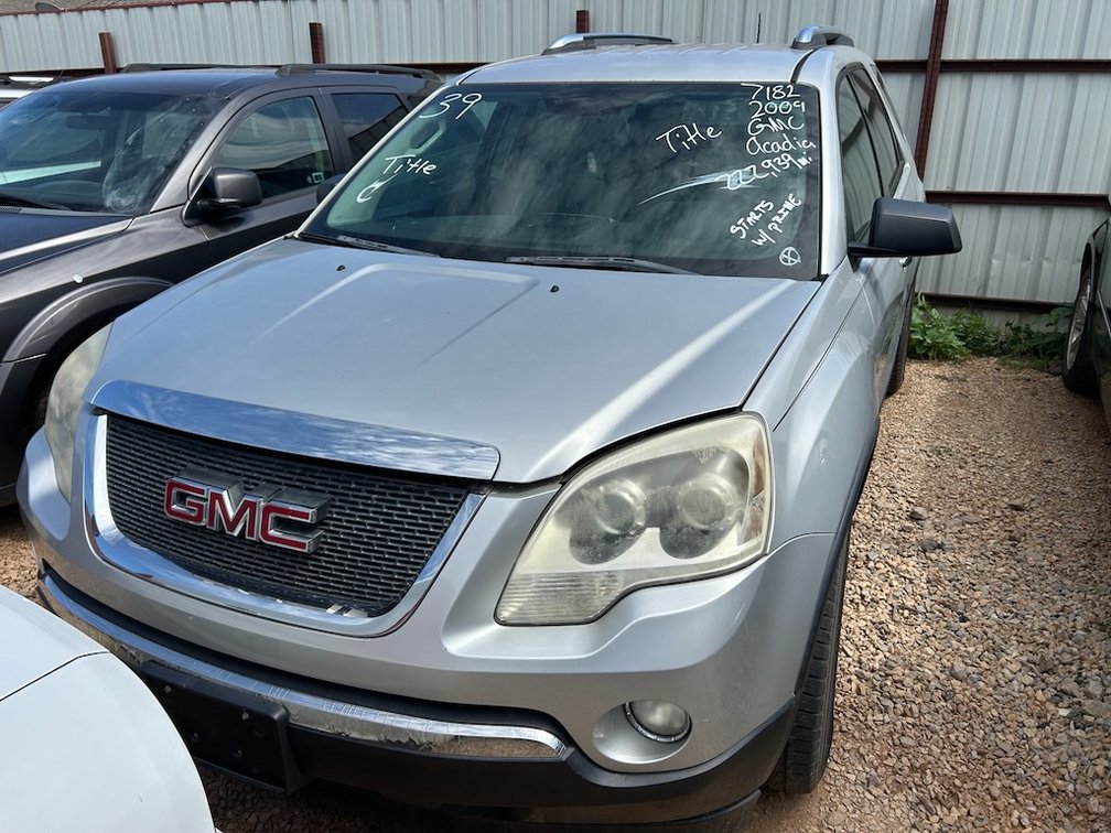 09 GMC ACADIA- W/ Title, Starts & Pulls