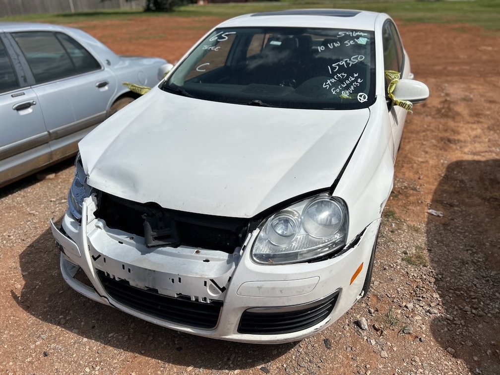 10 VW JETTA- W/ Title, Starts & Pulls