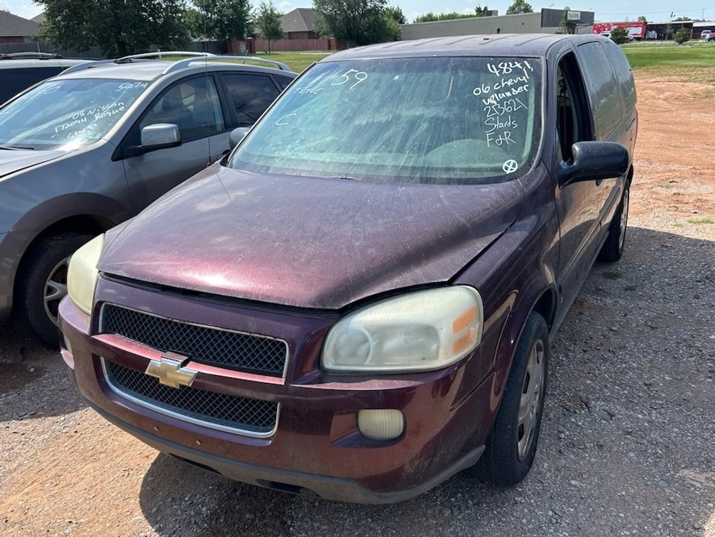 06 CHEV UPLANDER- W/ Title, Starts & Pulls