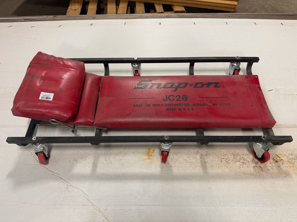 Snap On JC26 Heavy-Duty, 6-Caster Mechanic's Rolling Creeper