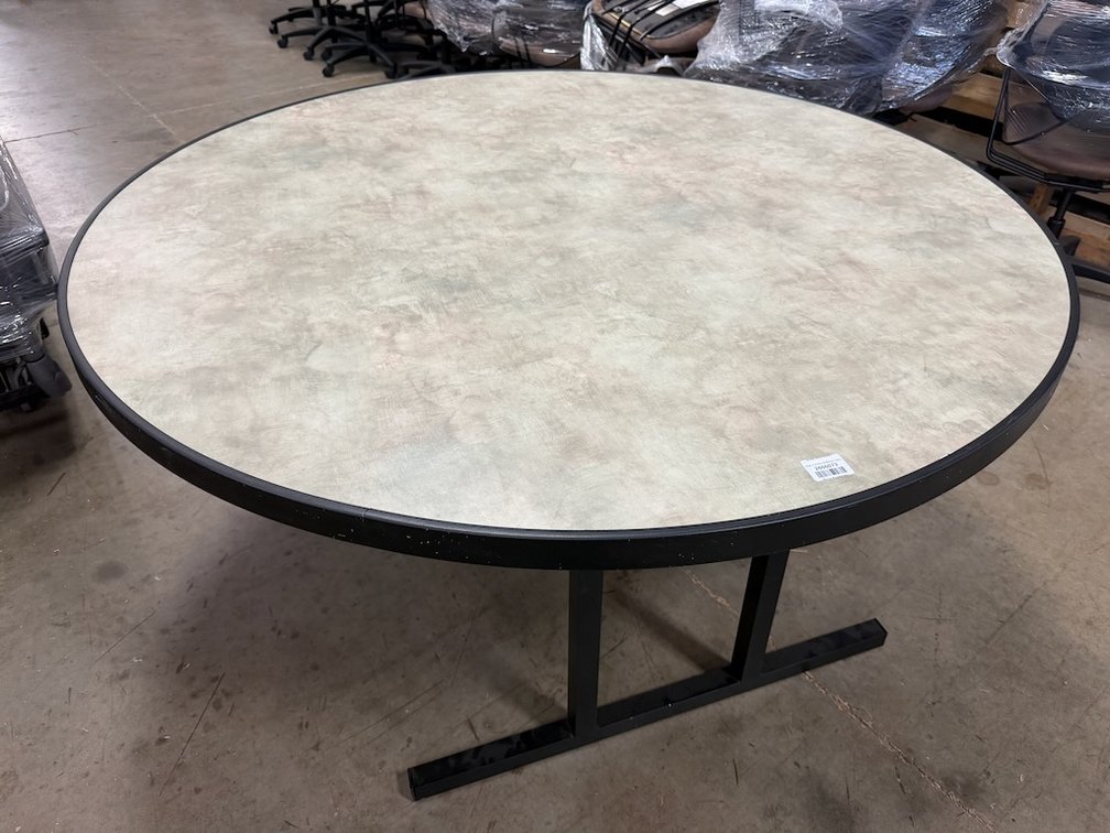 60” Round Aluminum Folding Table