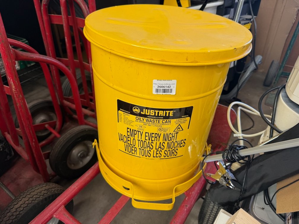 Justrite Foot Activated Oil Rag Can