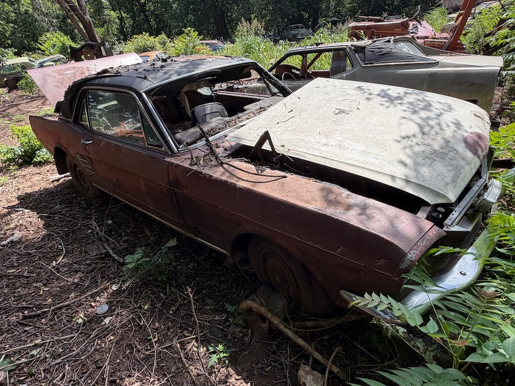 1966 Ford Mustang- W/ Title, Engine & Transmission