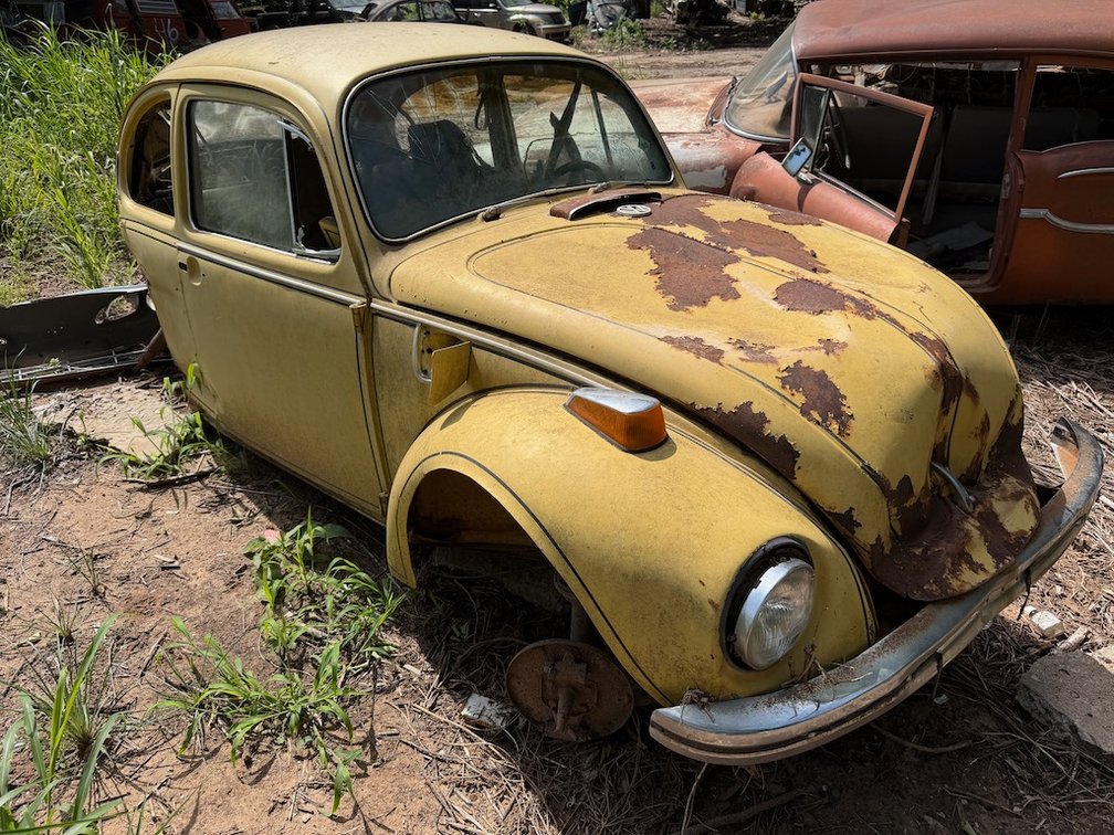 1972 Volkswagen Bug- W/ Title but No Engine