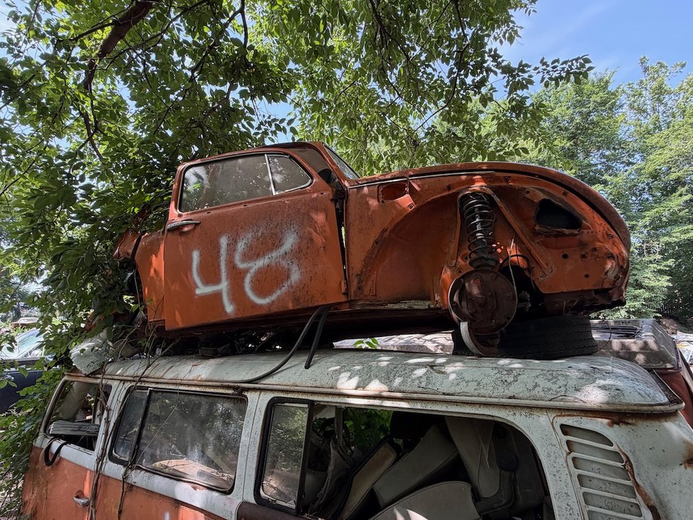 1972 Volkswagen Bug- W/ Title but No Engine