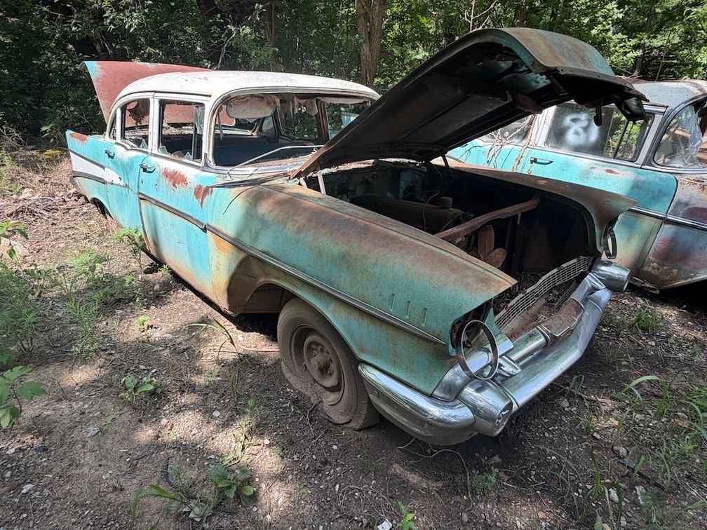 1957 Chevy 4dr Sedan- W/ Engine & Transmission