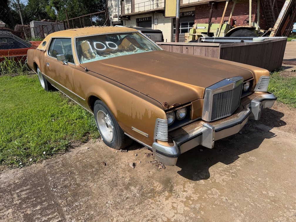1974 Lincoln - W/ Title