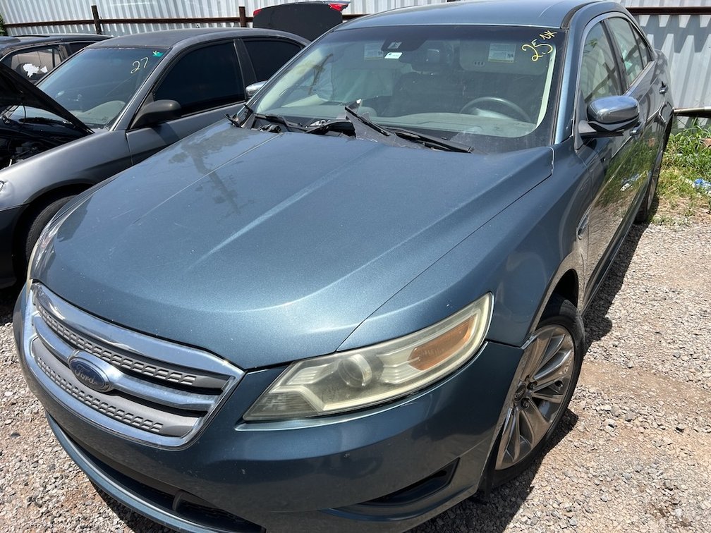 2010 FORD TLT- No Key