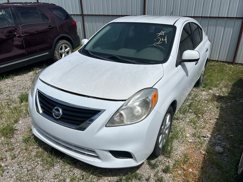 2014 NISSAN VERSA- W/ Key but No Power