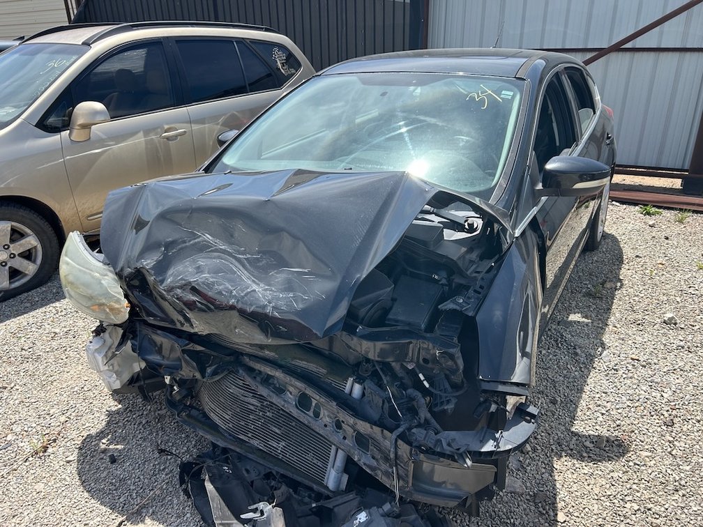 2014 FORD FOCUS- W/ Title but No Key