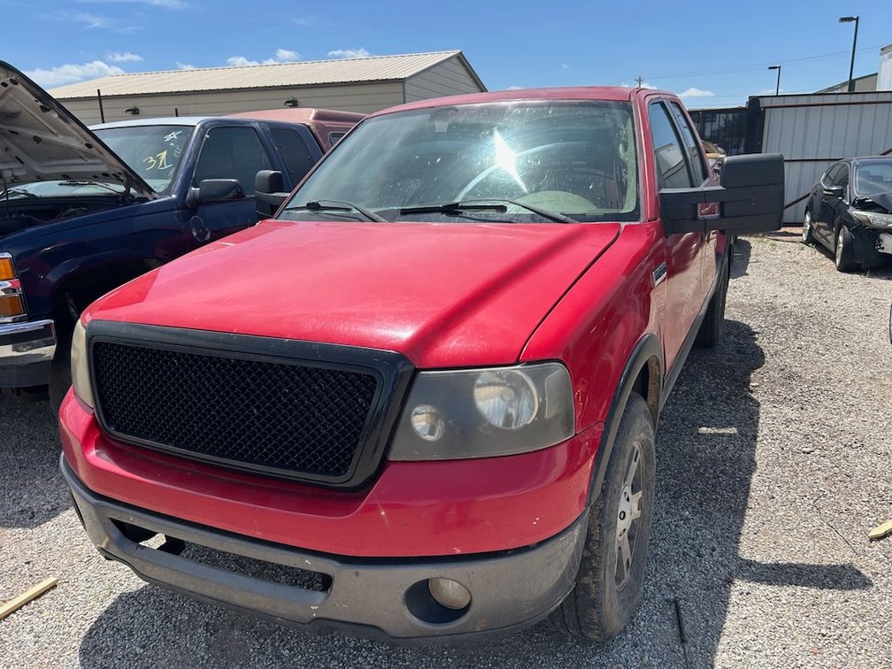 2006 FORD F-150- W/ Key, Runs & Pulls
