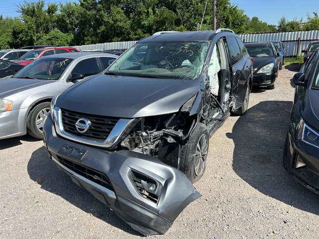 Image for CarCab Wrecker Impound Auction