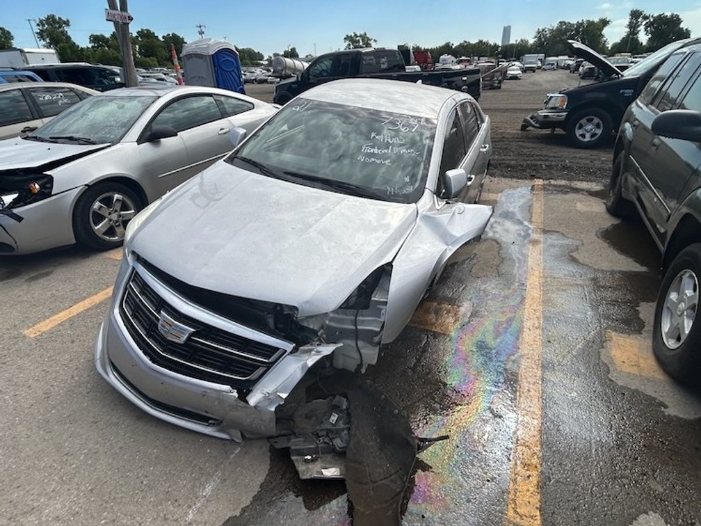 2017 Cadillac XTS- W/ Key & Runs But Does Not Move