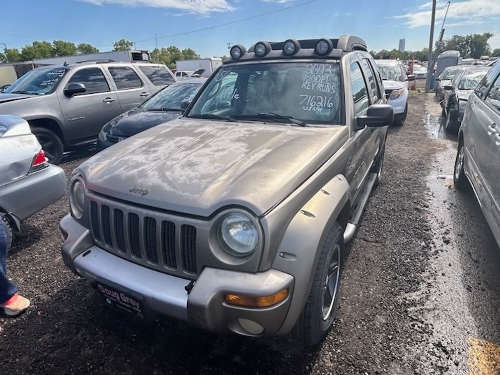 2003 Jeep Liberty- W/ Title, Key & Runs
