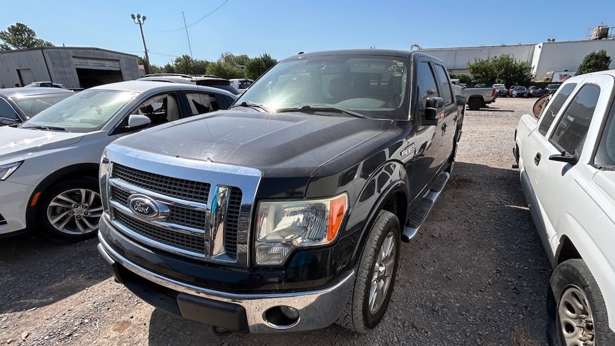 2010 FORD F-150- W/ Key, Runs, & Drives