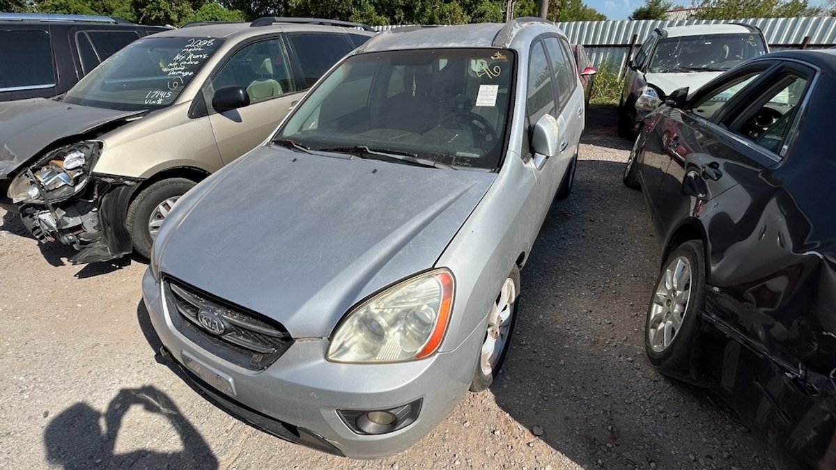 2007 KIA RONDO- No Key