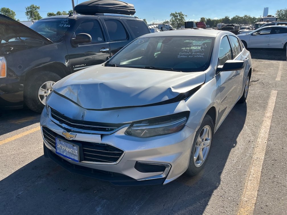 2018 Chevrolet Malibu- W/ Key & Starts
