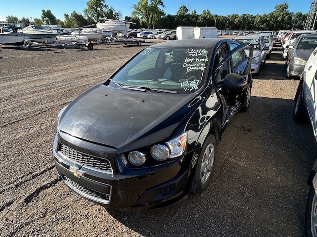 2016 Chevrolet Sonic- W/ Key & Runs