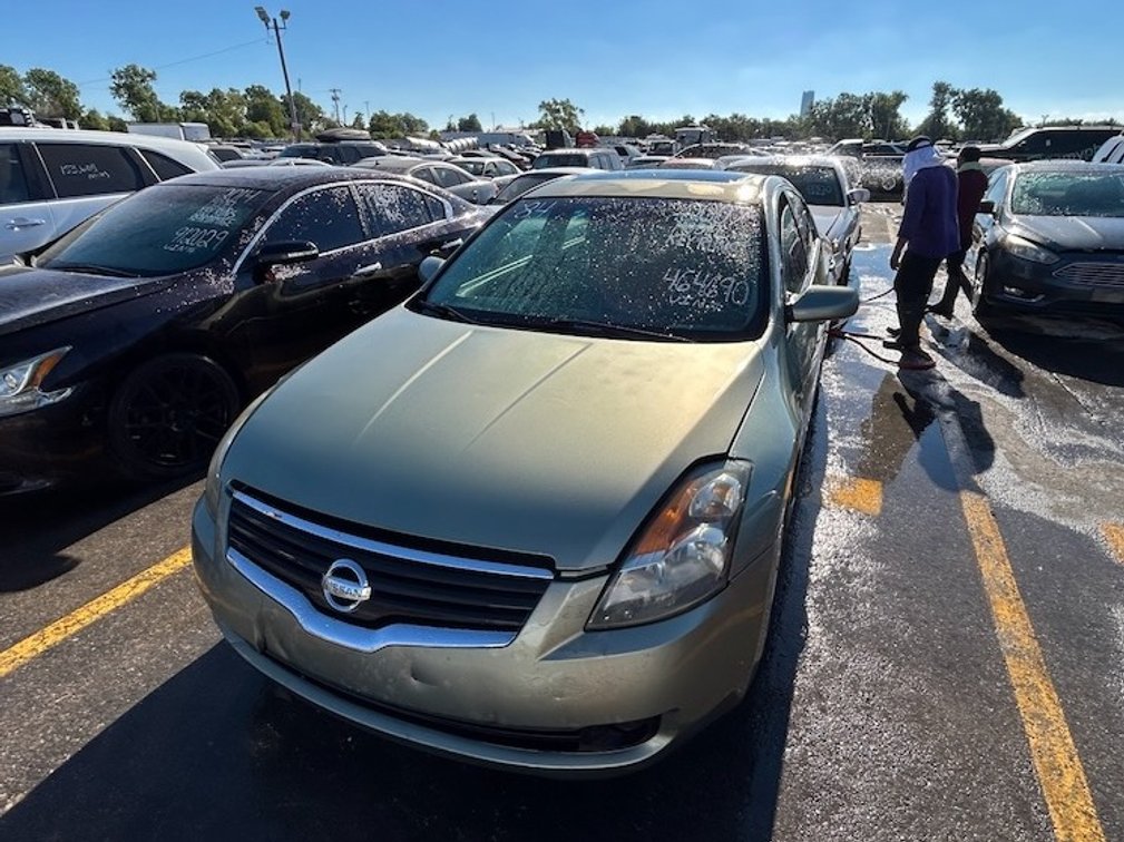2007 Nissan Altima- W/ Key & Runs