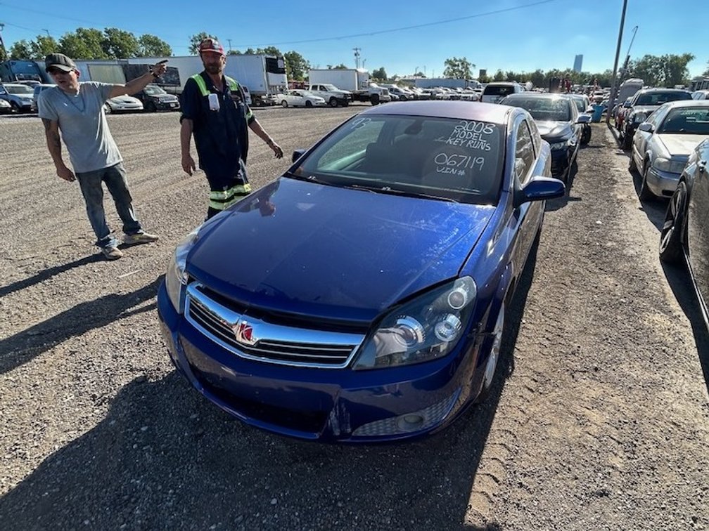 2008 Saturn Astra- W/ Key & Runs