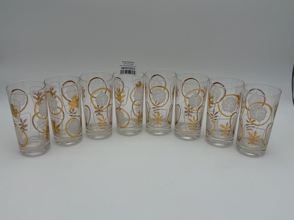 Lot of 8 Glasses