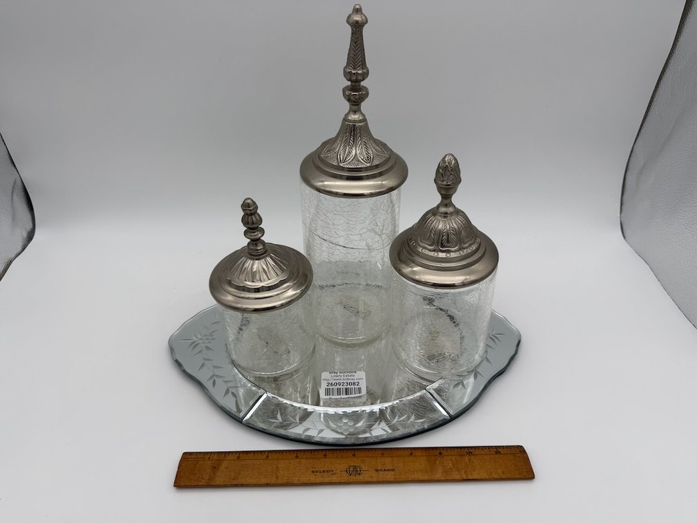 Mirror Tray W/ 3- Piece Vanity Set
