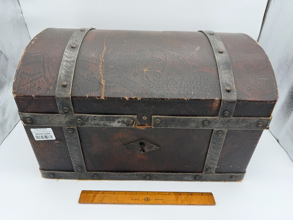 Vintage Cecilian Wooden Trunk