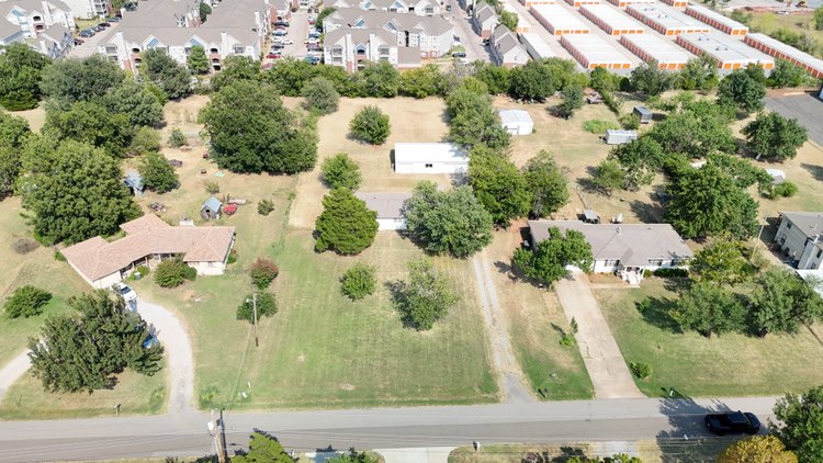 Image for 1 Acre Lot w/ Home & Shop - Edmond / N OKC