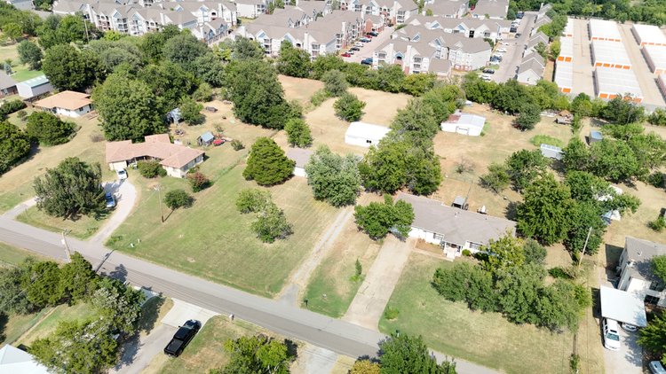 Image for 1 Acre Lot w/ Home & Shop - Edmond / N OKC