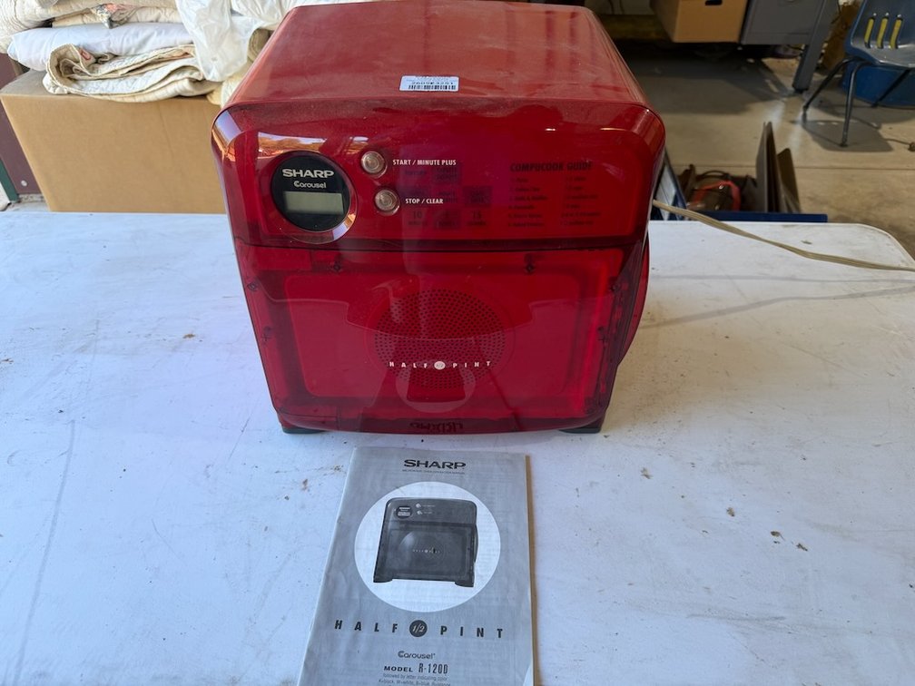 SHARP Carousel Half Pint - Model R-1200 Microwave Oven