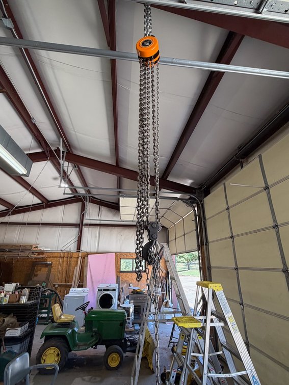 Central Machinery 3 Ton Chain Hoist W/ Chain