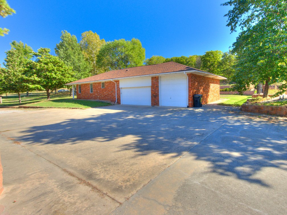 Image for 5 Acre Oasis w/ Spacious Home & Exceptional 1,800sf Workshop