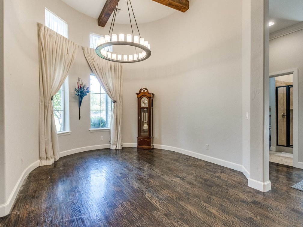 Image for Exceptional Luxury Living in Edmond's Prestigious Twin Bridges Addition