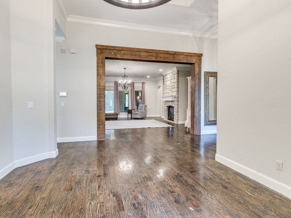 Image for Exceptional Luxury Living in Edmond's Prestigious Twin Bridges Addition