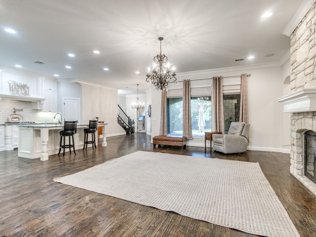 Image for Exceptional Luxury Living in Edmond's Prestigious Twin Bridges Addition