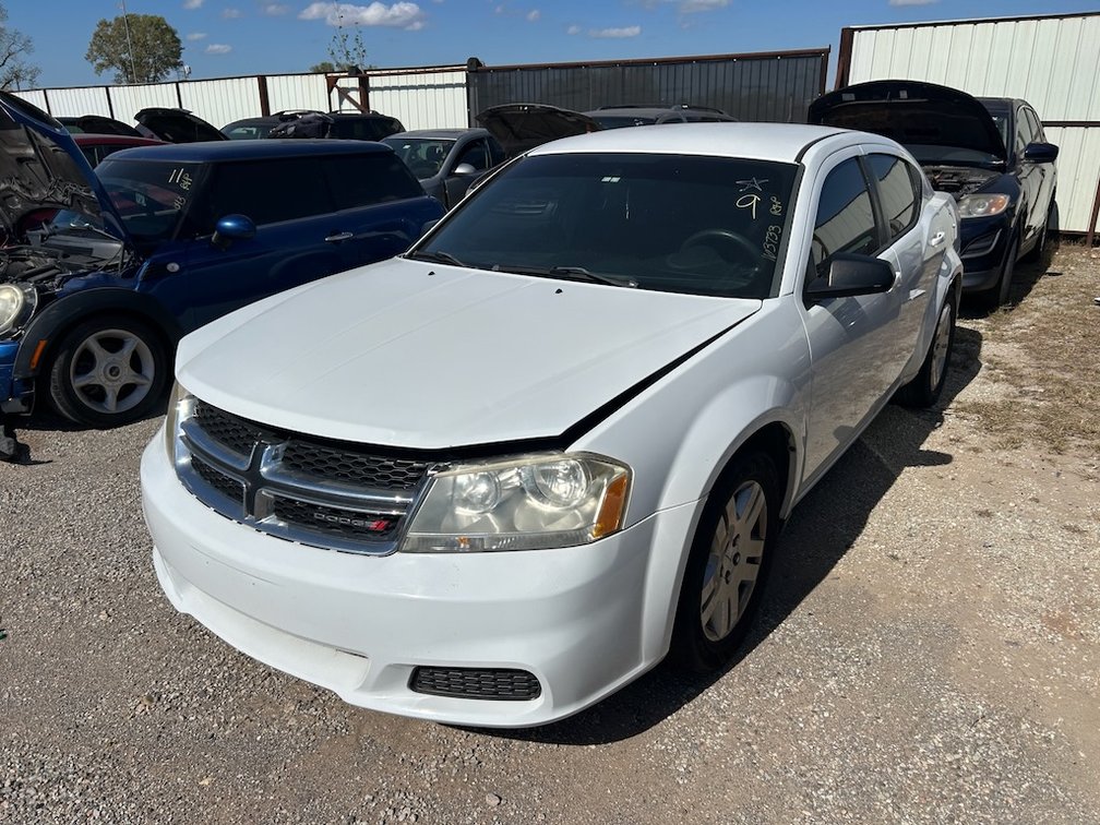 2014 DODGE AVENGER- W/ Key, Runs & Pulls