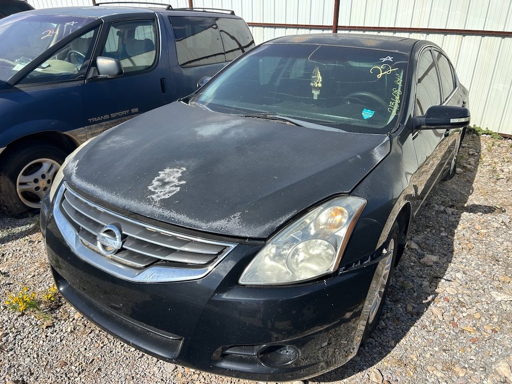2010 NISSAN ALTIMA- W/ Key, Runs & Pulls