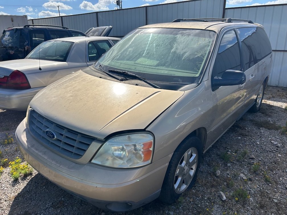 2007 FORD FREESTAR- W/ Key & Runs