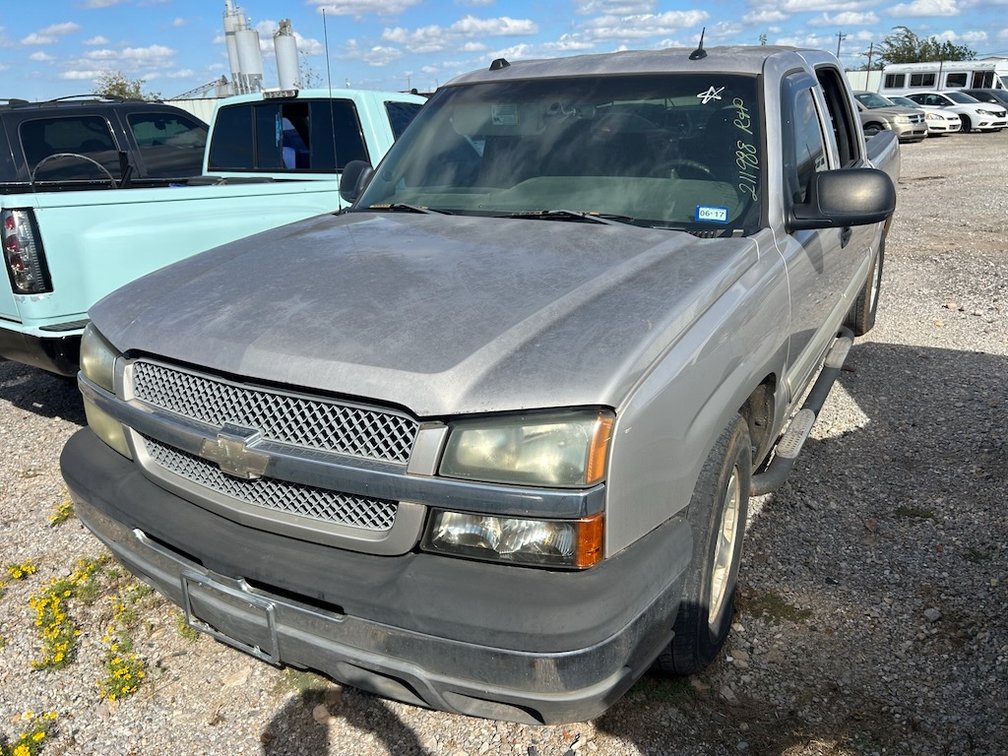 2005 CHEVY 1500- W/ Key, Runs & Pulls