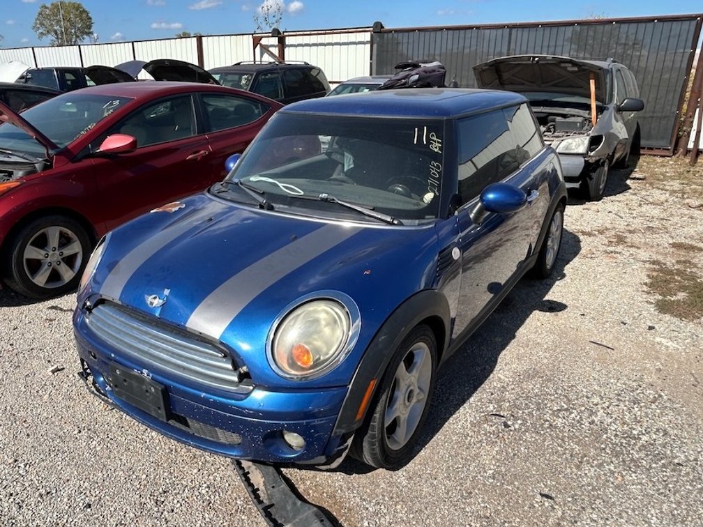 2009 MINI COOPER- W/ Key, Runs & Pulls