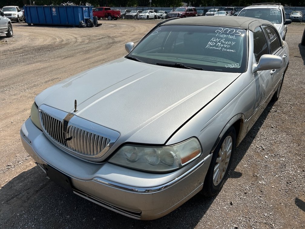 Image for Arrow Wrecker Impound Auction