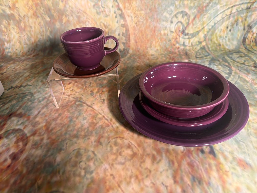 5 piece mulberry fiestaware set