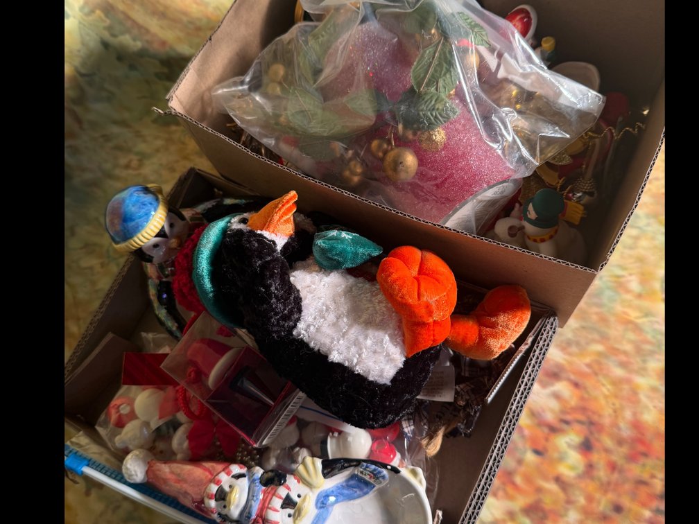 Vintage Christmas / Winter theme mystery lot