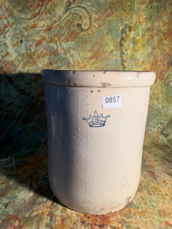 Antique stoneware 8 gallon crock