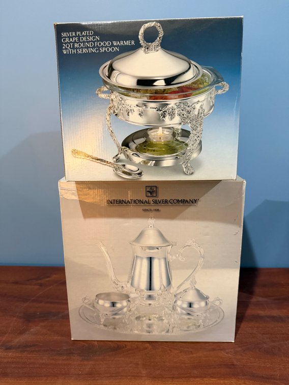 International Silver Company Silver-Plated Grape Design Food Warmer & Coffee/Tea Serving Set – Original Boxes