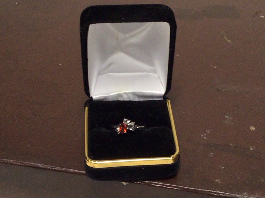 Small Ring 925 Silver Wit Vibrant Red Cut Stone