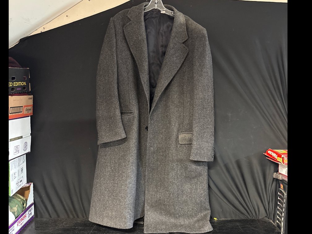 Charles Klein Herringbone Tweed Wool Overcoat Size 44Long