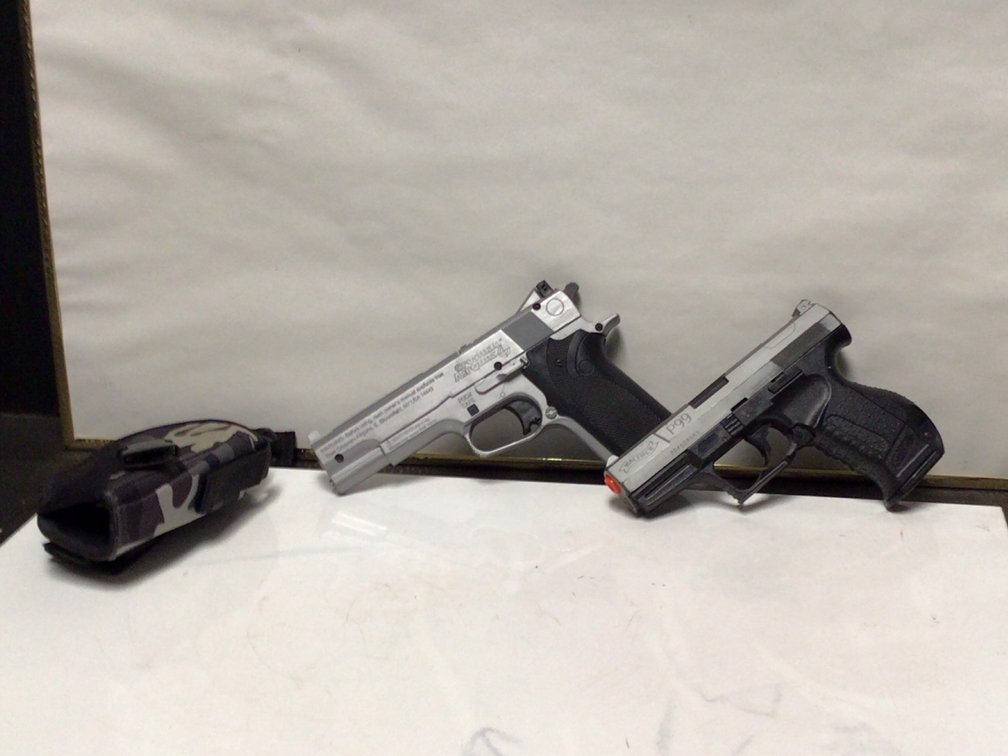 Co2 Pellet Pistols 1911 Style Has Holster