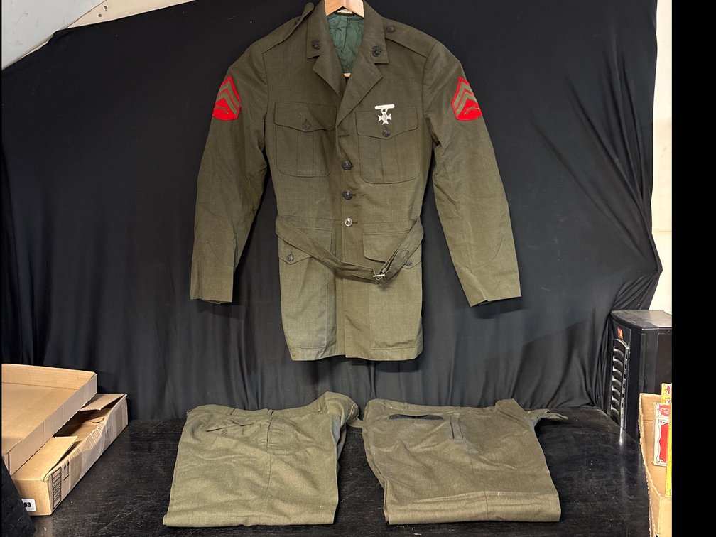 U.S Marine Corps Service Alpha Green Dress Jacket W/2 Pair Trousers