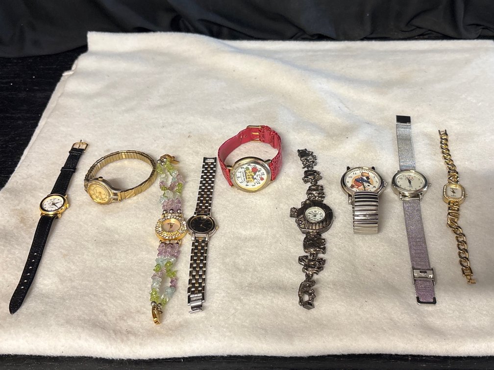 9 Women’s Wrist Watches